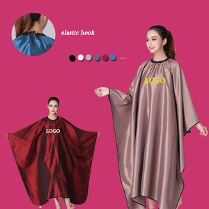 <span class=keywords><strong>Capas</strong></span> <span class=keywords><strong>de</strong></span> Peluquería <span class=keywords><strong>de</strong></span> Lujo Resistentes al Agua con Logotipo Personalizado, Capa <span class=keywords><strong>de</strong></span> Corte <span class=keywords><strong>de</strong></span> Pelo, Delantal <span class=keywords><strong>de</strong></span> Peluquería con Mangas, Bata <span class=keywords><strong>de</strong></span> Barbería - Product Image 1