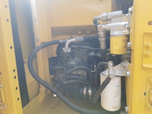 Excavadora de cadenas usada Komatsu PC130, amarilla, hidráulica, con cucharón - Product Image 6