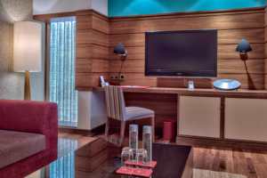 5-स्टार सुइट्स के लिए फ्लोटिंग टीवी स्टैंड के साथ लक्जरी किंग बिस्तर का निर्माण - Product Image 4