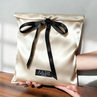 Sac de rangement en satin pour vêtements écologiques personnalisés, sac anti-poussière pour les petites entreprises