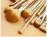 Ensemble de pinceaux de maquillage en bambou écologiques avec logo personnalisé, 18 pièces, poils synthétiques doux, végan, professionnel, kit de pinceaux pour le visage et le correcteur