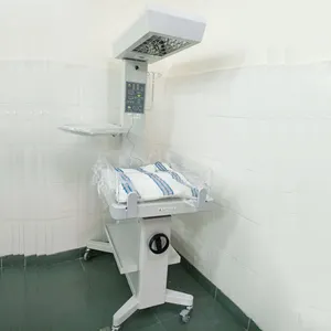 เครื่องอุ่นทารกทางการแพทย์แบบ FN-3000เครื่องอุ่นทารกโดยการแผ่รังสี
