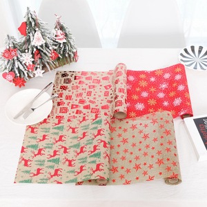 ผ้าปูโต๊ะและผ้ารองโต๊ะลายพิมพ์สร้างสรรค์สำหรับตกแต่งคริสต์มาสใหม่ เหมาะสำหรับตกแต่งโต๊ะในบ้าน ห้องครัว และห้องนั่งเล่น - Product Image 2