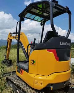 9027FZTS 2,7 Ton Mini Excavadora sobre orugas Maquinaria de movimiento de tierra Excavadora pequeña Maquinaria de construcción de marca superior - Product Image 5