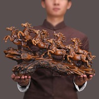 Chevaux chinois Statue Sculpture résine cheval de course décoration de bureau à domicile ornements de table pour la richesse et le succès bonne chance