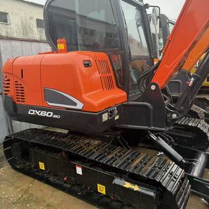 Excavadora de cadenas pequeña Doosan DX60-9 usada, original de Corea, 6 toneladas, excavadora hidráulica de segunda mano en buen estado de funcionamiento. - Product Image 1