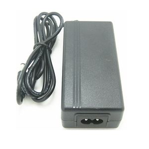 Alimentation électrique de bureau de haute puissance 60W 12V Entrée 100-240VAC Modèle TPZ-1200500 - Product Image 1