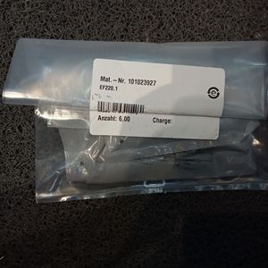 ชิ้นส่วนหน้าสัมผัสของรีเลย์นิรภัย Schmersal EF220.1 24VDC แบบปกติเปิด-ปิด - Product Image 2