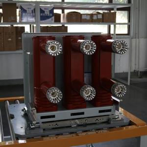 Interruptores de circuito de vacío de alta tensión para interiores de 3 polos y 20 kA, modelo KECHANG DZXD2A-12P, para sistemas renovables trifásicos/monofásicos. - Product Image 3