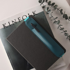 Estuches para lápices de cuero hechos a medida, estilo coreano, estuche para lápices con banda elástica simple, estuche creativo portátil para plumas estilográficas. - Product Image 1