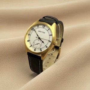 Reloj de pulsera retro para hombre, caja redonda dorada pulida, esfera blanca limpia, correa de cuero genuino, minimalista, informal de negocios, resistente al agua - Product Image 1