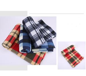 Venta caliente de alta calidad de poliéster suave <span class=keywords><strong>wamr</strong></span> polar check tipo de impresión para manta de viaje manta de rodilla - Product Image 3
