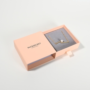 Boîte à bijoux avec tiroir coulissant et logo personnalisé, boîte cadeau en carton rose avec insert en mousse grise, présentoir à bijoux de qualité supérieure - Product Image 2