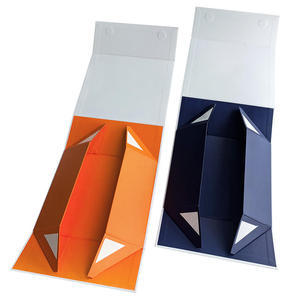 Boîte pliable en matériaux recyclés avec fermeture magnétique, finition brillante mate, revêtement UV, gaufrage, pour chaussures femme, cadeau - Product Image 3