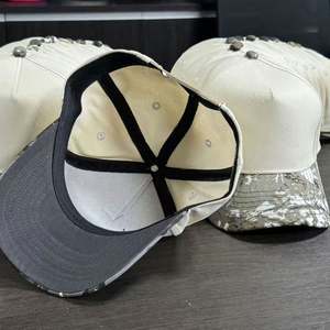 Gorra de Béisbol Unisex con Logotipo Bordado de Leopardo y Camuflaje Forestal Personalizado, Gorra Snapback de 5 Paneles de Alta Calidad para Deportes al Aire Libre - Product Image 5