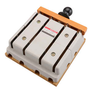 Interrupteur de sécurité à couteaux double jetée basse tension <span class=keywords><strong>Wakan</strong></span> HD11F 100-48 4P 380V pour frein électrique, avec rail de guidage en cuivre, en PA/ABS ignifuge - Product Image 3