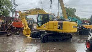 Excavatrice d'occasion japonaise Komatsu PC220-7 sur chenilles, modèle 2019, moteur Komatsu, 20 tonnes, capacité de la benne de 1,2 m, machinerie de haute qualité - Product Image 4