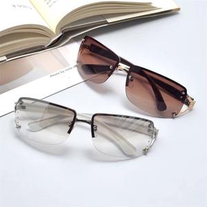 Lunettes de soleil de luxe unisexes 2024 Super Personality sans monture, ornées de diamants, carrées blanches, protection UV400 - Product Image 1