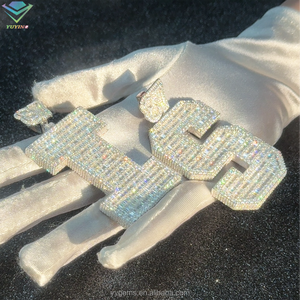 925 Sterling Silver Iced Hip Hop Đồ Trang Sức VVS Moissanite Kim Cương Tùy Chỉnh Thiết Kế Vòng Cổ Mặt Dây Chuyền Thư/Số/Tên/Logo Trẻ Em - Product Image 2