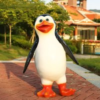 Sculpture de pingouins de taille réelle personnalisée, Statue de pingouins de personnage de Madagascar