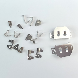 ชิ้นส่วนโลหะปั๊มขึ้นรูปความแม่นยำสูงแบบ OEM ชิ้นส่วนโลหะแผ่นสเตนเลสและอะลูมิเนียมแบบกำหนดเองสำหรับอุปกรณ์อิเล็กทรอนิกส์ยานยนต์ - Product Image 2