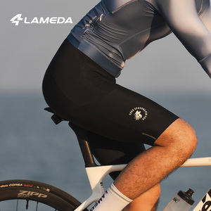 LAMEDA Short de cyclisme de marque à ourlet antidérapant pour hommes Short de cyclisme respirant sec 3D Tailoring pour hommes - Product Image 2