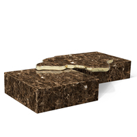 Table basse en marbre naturel au design moderne avec piètement en laiton moulé, mobilier de salon pour villa et maison