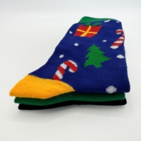 Nouveauté : Chaussettes de Noël amusantes à motif de Père Noël et de flocons de neige, chaussettes d'hiver, chaussettes tubulaires décontractées, vêtements antibactériens en tricot