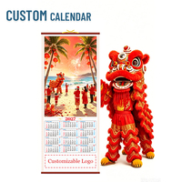 Calendrier chinois mural 2027 personnalisé en bambou avec motif Danse du Lion – Cadeau promotionnel pour le bureau