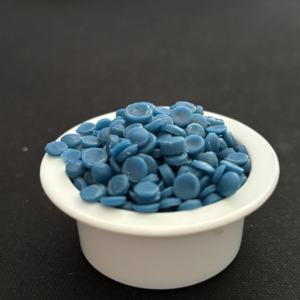Le matériel bleu de HDPE de baril a réutilisé des granules de HDPE pour la faible teneur en humidité de tuyaux - Product Image 1