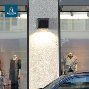 Applique carrée LED intérieure et extérieure 6W Applique murale LED Éclairage haut et bas Applique murale décorative en aluminium - Product Image 2