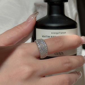 แหวนเงินแท้ S925 ประดับเพชรซิคอน ดีไซน์เฉพาะตัว เรียบหรู ทันสมัย ดีไซน์โค้งมน เปิดได้  ทันสมัย - Product Image 2