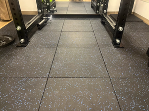 <span class=keywords><strong>Suelo</strong></span> de goma antideslizante <span class=keywords><strong>para</strong></span> gimnasio, baldosas de goma <span class=keywords><strong>para</strong></span> <span class=keywords><strong>Crossfit</strong></span> de gimnasio de 40mm de grosor/alfombrilla deportiva duradera <span class=keywords><strong>para</strong></span> uso en áreas deportivas - Product Image 4
