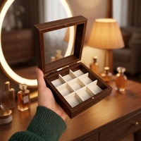 Boîte à bijoux carrée de luxe en bois de noyer George avec logo personnalisé, fermeture à boucle, organisateur de bagues et bracelets, vitrine en verre, petite taille
