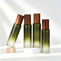 Ensemble de flacons cosmétiques en verre givré vert dégradé avec logo personnalisé pour flacon compte-gouttes de lotion, pot à crème avec boîte d'emballage personnalisée