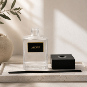 Aikun 5000ml Boîte Noire Échantillon 3 Jours Expédition 7 Jours Grande Capacité Diffuseur à Bâtonnets en Verre Carré avec Logo Autocollant et Parfum Longue Durée - Product Image 4