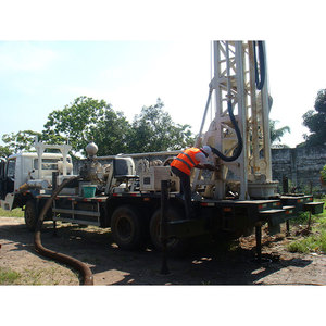 Plataformas de Perforación de Pozos de Agua Multifuncionales HFC600 Montadas en Camión, con Capacidad de Perforación de 600m de Profundidad - Product Image 1