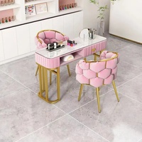 Nouvelle arrivée : Ensemble de table de manucure avec plateau en verre, mobilier de salon de manucure moderne et luxueux rose, or, blanc, gris