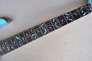 Chitarra Elettrica Verde Flyoung con Ponte <span class=keywords><strong>Floyd</strong></span> Rose, Hardware Cromato, Tastiera in Palissandro, Realizzazione Personalizzata - Product Image 4