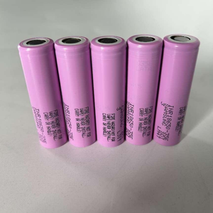 SAM 100% Original INR18650 35E 3.6V <span class=keywords><strong>3500mAh</strong></span> แบตเตอรี่ลิเธียมไอออนแบบชาร์จไฟได้ 10A สําหรับ SAMSUNG 18650 35E - Product Image 4