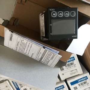 E5CN Digital Temperature Controller <b>12V</b> <b>DC</b> IP21 HVAC Application - Product Image 1