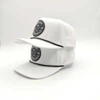 Casquettes de golf en polyester à 5 panneaux pour hommes et femmes, avec logo personnalisé, patch tissé, Gorras Personalizadas, casquettes de baseball à trous découpés au laser pour sports de plein air