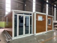 Maison conteneur préfabriquée extensible en structure acier respirante de 20 pieds et 30 pieds, 5 chambres, cuisine, bureau, espaces extérieurs |   Expédition 20
