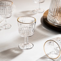 Ensemble de carafe et verres à pied en verre côtelé de luxe 7 pièces avec bordure dorée peinte à la main