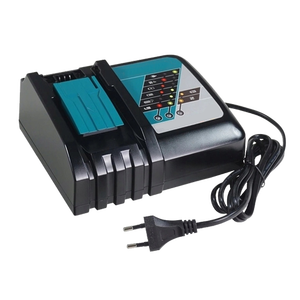 Kit combiné routeur Makitas DRT52 18V - Routeur pour le travail du bois à grande vitesse avec chargeur de batterie - Product Image 2