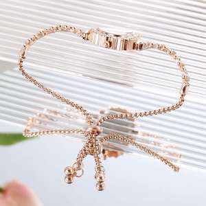 Reloj de Pulsera de Cuarzo para Mujer LP26, Estilo Diario, Esfera con Corazón Brillante y Diamantes de Imitación, Correa de Aleación Ajustable, Tipo Brazalete - Product Image 5