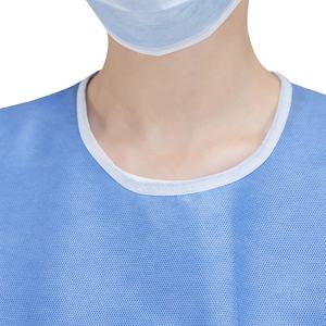 Ventes chaudes en Chine, blouses d'hôpital jetables en <span class=keywords><strong>CPE</strong></span> PE imperméables, blouses médicales chirurgicales d'isolement, 40 g/m² - Product Image 2
