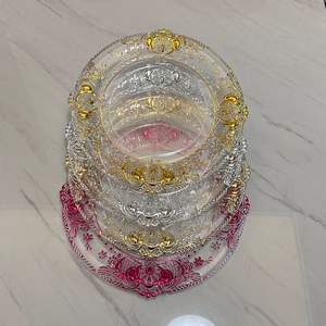 Assiette de présentation ronde en plastique élégante avec bordure dorée, assiette de <span class=keywords><strong>d</strong></span>îner en cristal pour réception de mariage et <span class=keywords><strong>d</strong></span>écoration de table de fête - Product Image 5