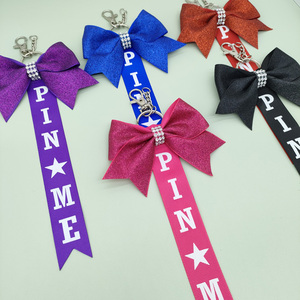 Llavero de cinta con logotipo personalizado de fábrica, brillante, con lazo de diamantes de imitación, para el espíritu del equipo escolar y regalos deportivos - Product Image 1