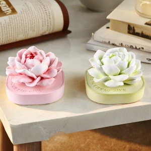 แม่พิมพ์เทียนเรซิ่นรูปดอกไม้พร้อมฐาน แม่พิมพ์ซิลิโคนสำหรับตกแต่งบ้าน แม่พิมพ์เทียนหอม - Product Image 1